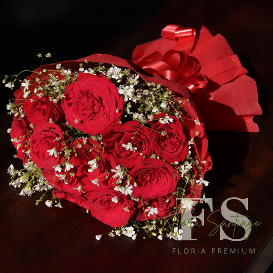 Ramo con  8 rosas rojas importadas