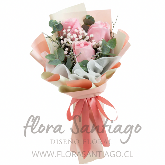 3 Rosas rosadas envueltas para regalo