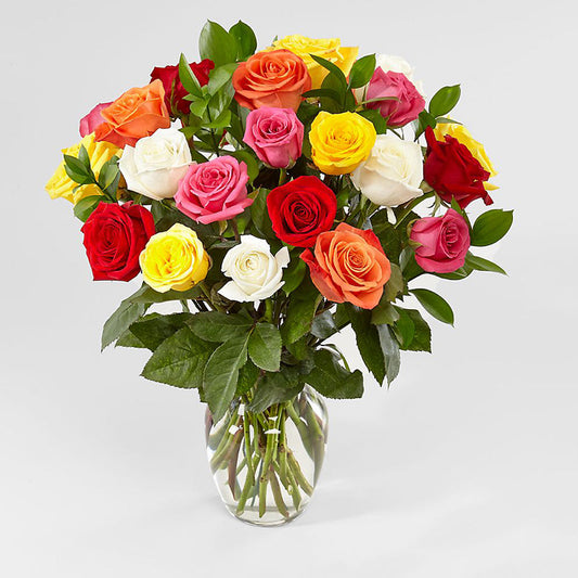 Florero con 12 rosas surtidas